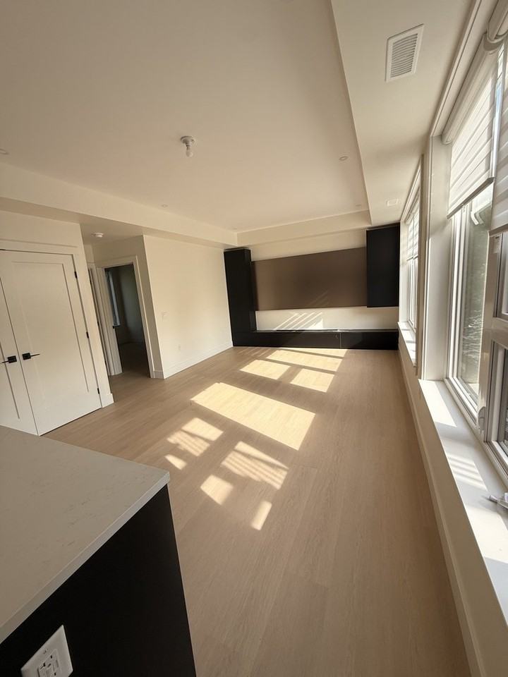 846 Robie St - Photo 6 of 13