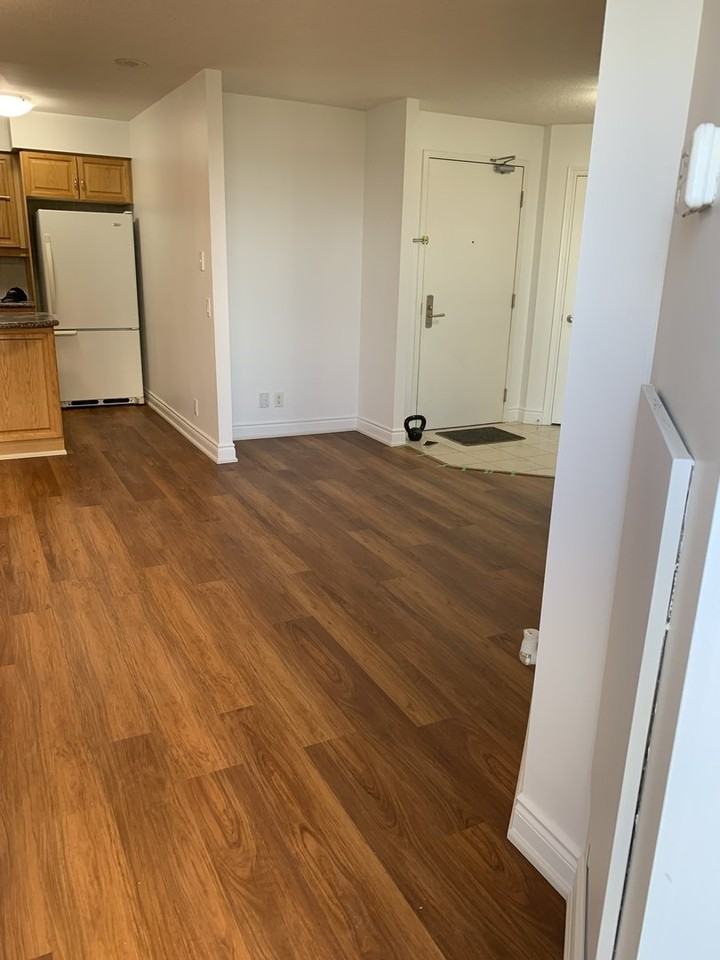 78 Harrison Garden Blvd - Photo 2 of 10