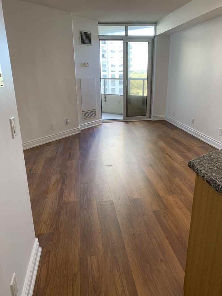 78 Harrison Garden Blvd - Photo 3 of 10