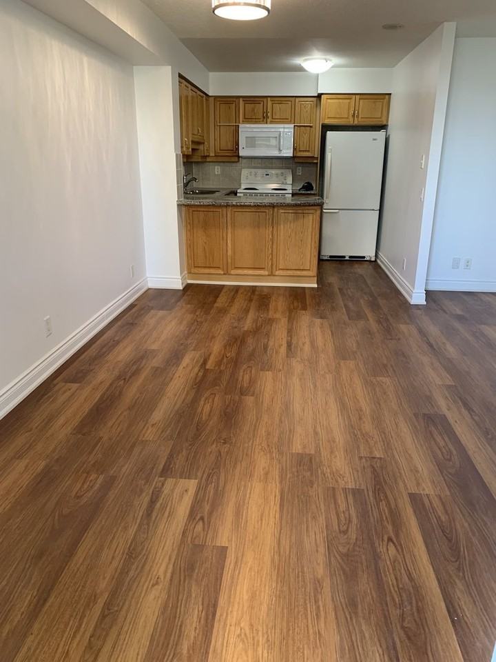 78 Harrison Garden Blvd - Photo 5 of 10