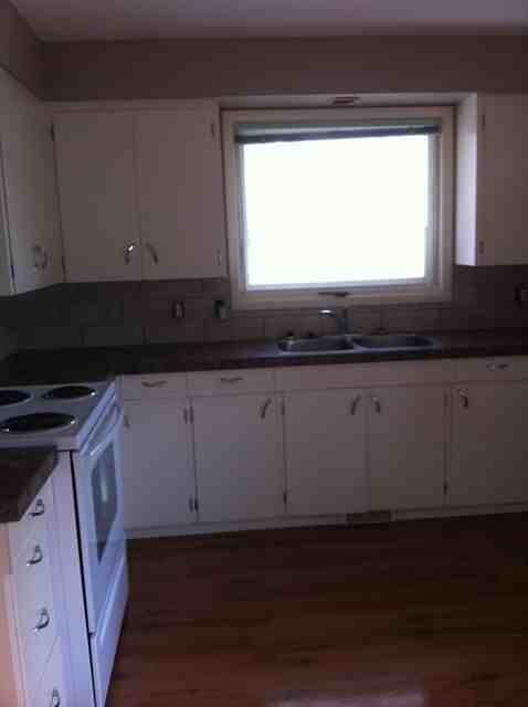820 12 St S - Photo 4 of 9