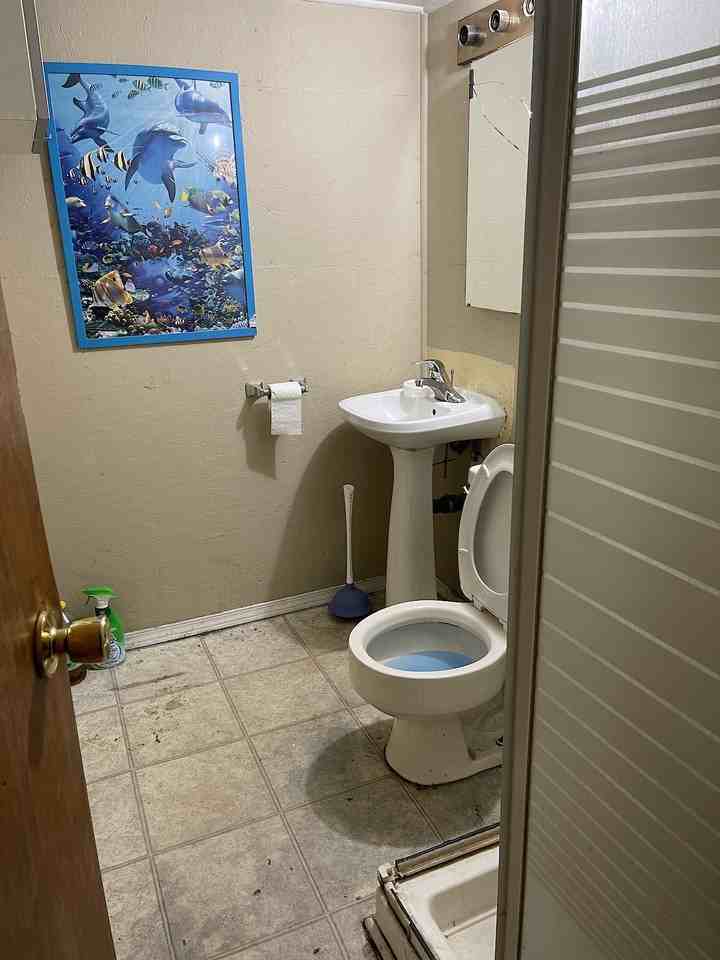 10903 66 Ave Nw - Photo 6 of 7