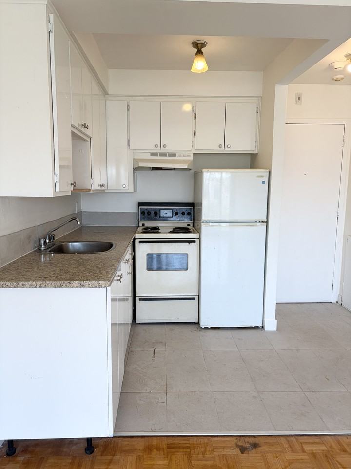 7525 Rue Rousselot #0 — photo 3