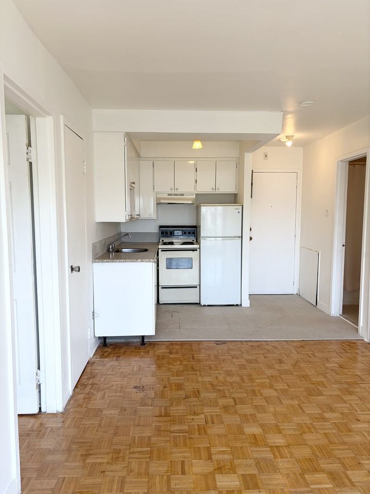 7525 Rue Rousselot #0 - Photo 5 of 9