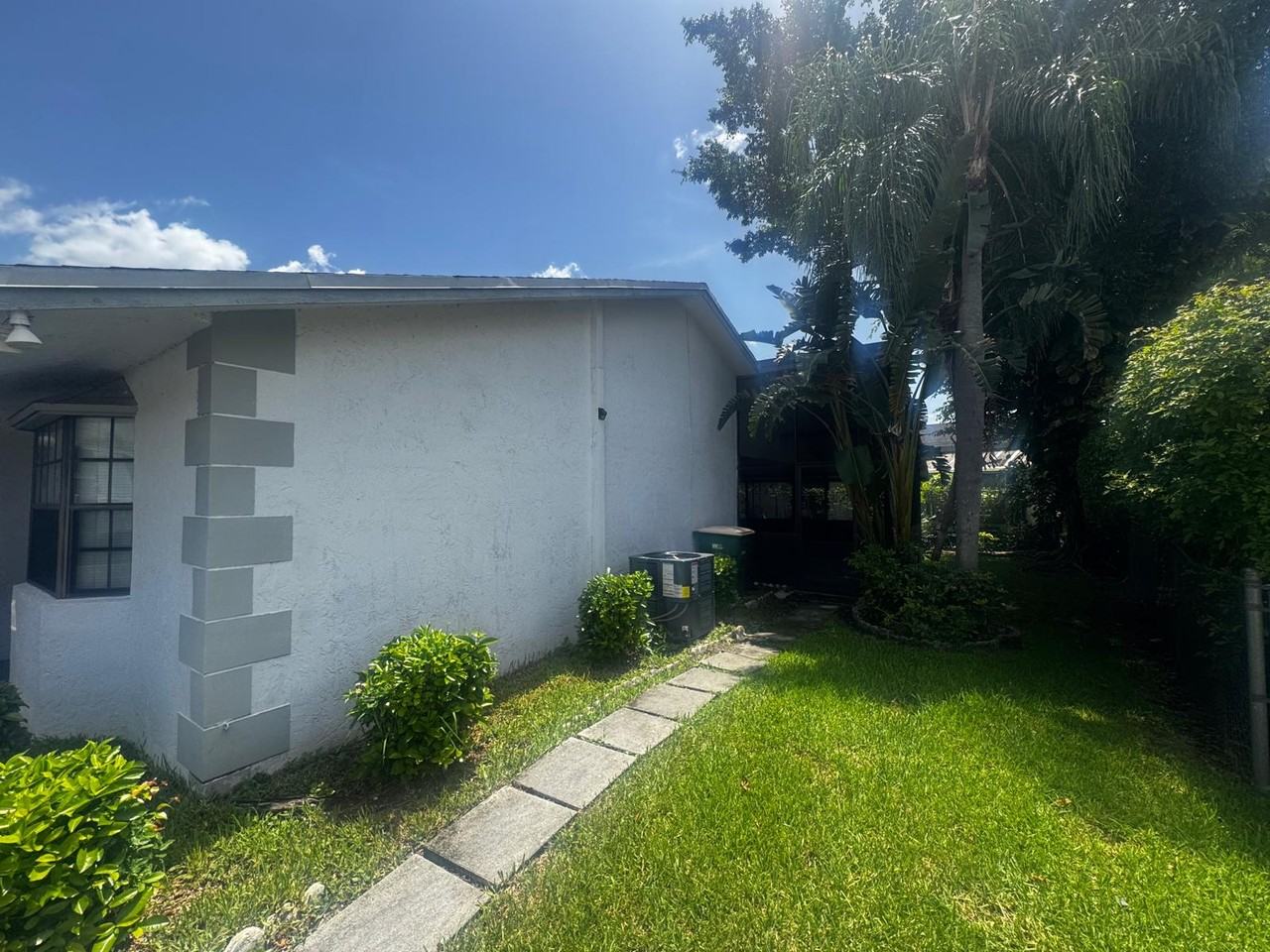8848 Nw 76th Ct #452 - Photo 4 of 9