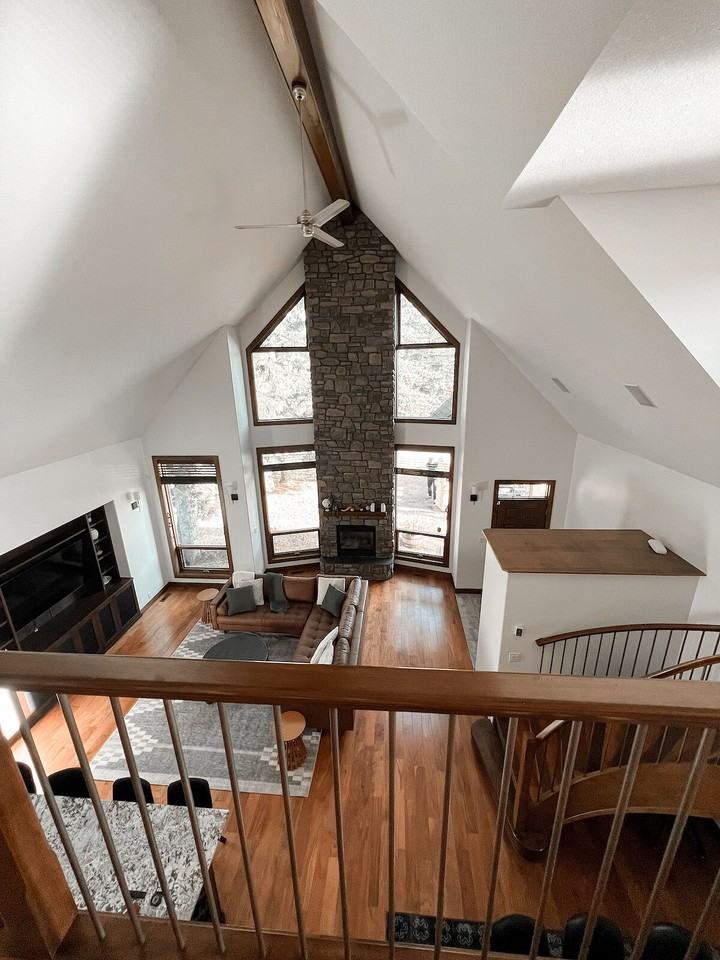 5012 38 St - Photo 5 of 21