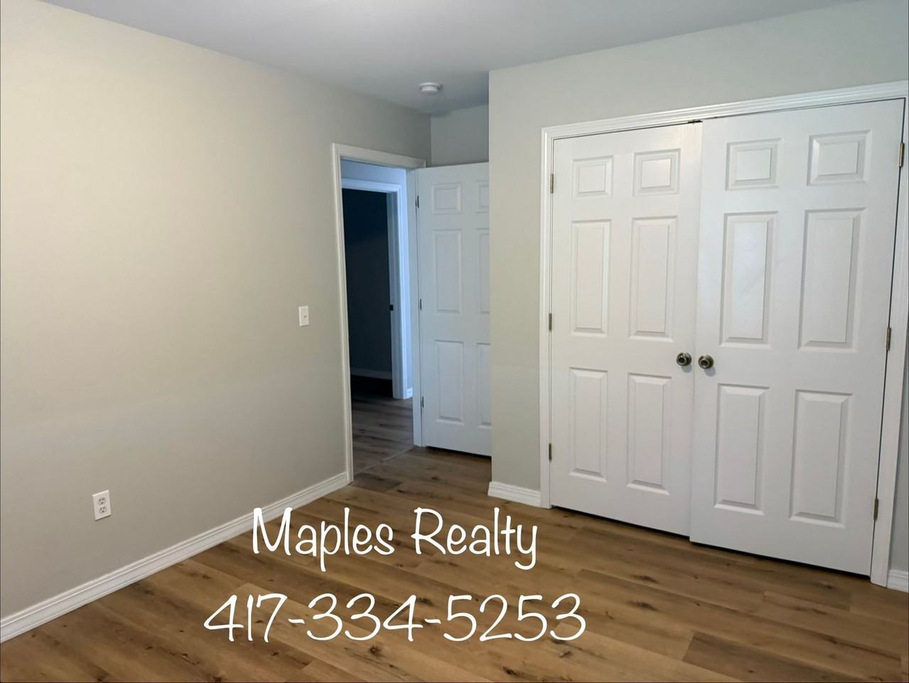 141 Scotch Pine Ct - Photo 3 of 36