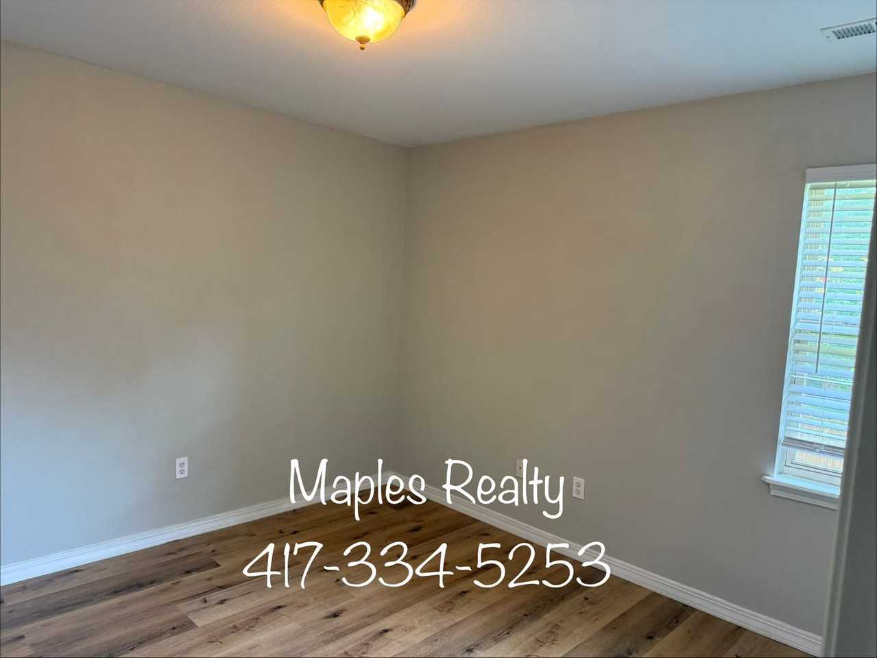 141 Scotch Pine Ct - Photo 6 of 36