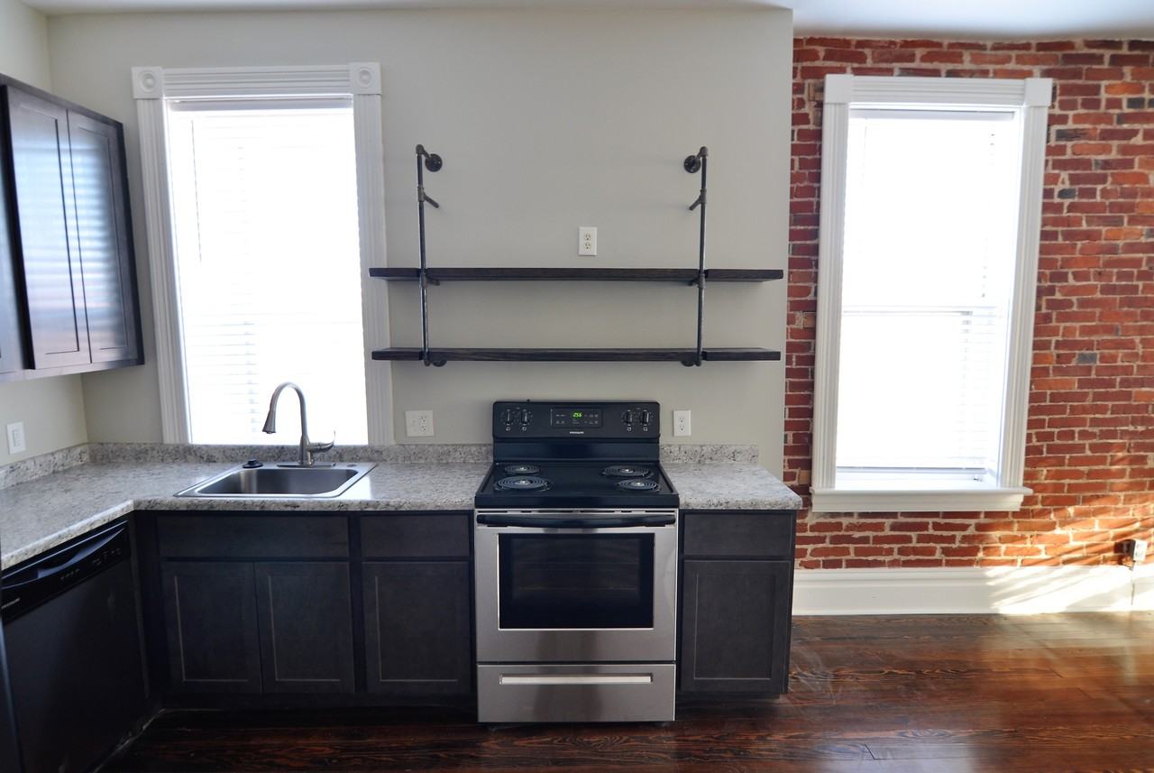 2711A Arsenal St #2711A - Photo 2 of 26