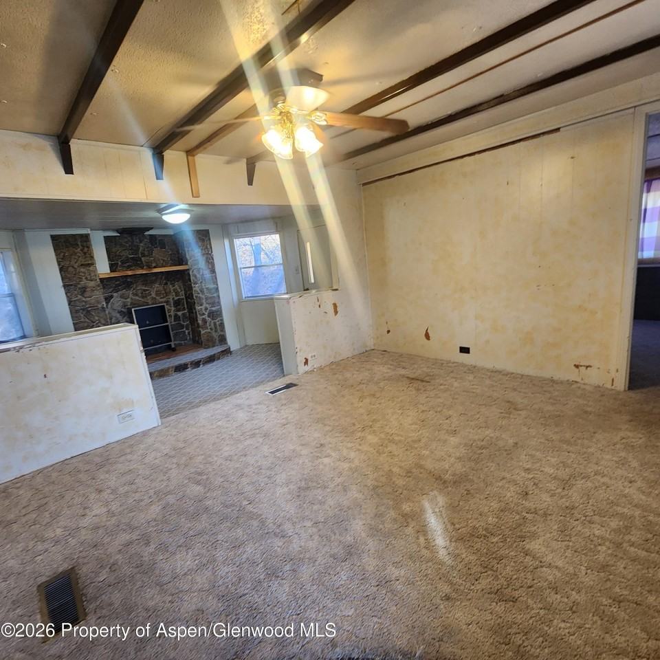 1345 E Victory Way - Photo 2 of 18