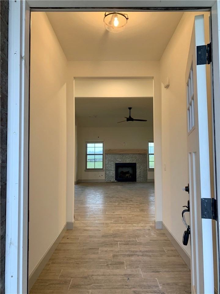 1036 Parker Ln - Photo 2 of 18