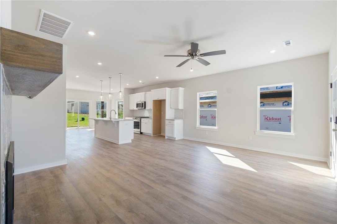 2309 N Lexington St - Photo 5 of 27