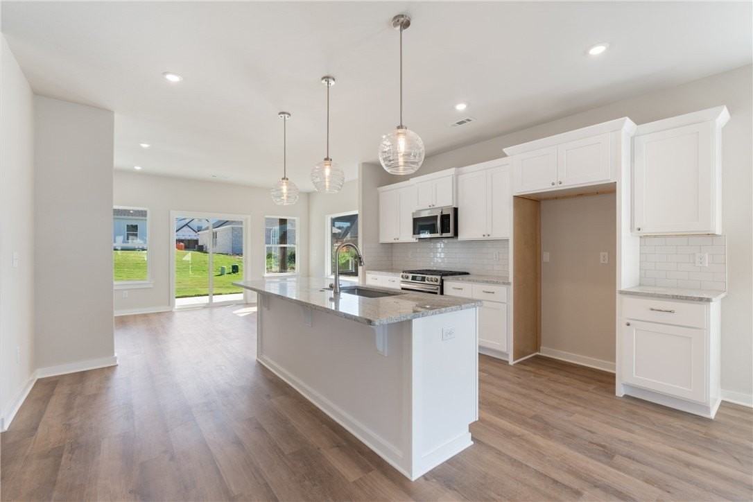 2309 N Lexington St - Photo 6 of 27