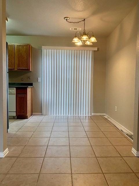 3577 Hemlock Pl - Photo 3 of 12