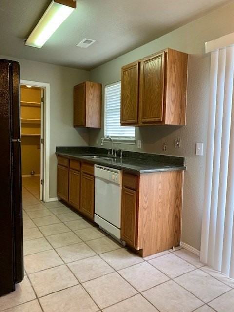3577 Hemlock Pl - Photo 4 of 12