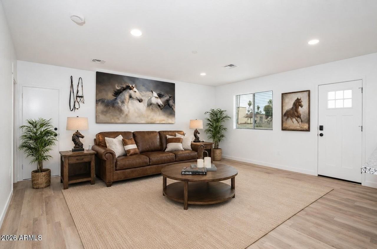 5236 S 13th Pl - Photo 4 of 11