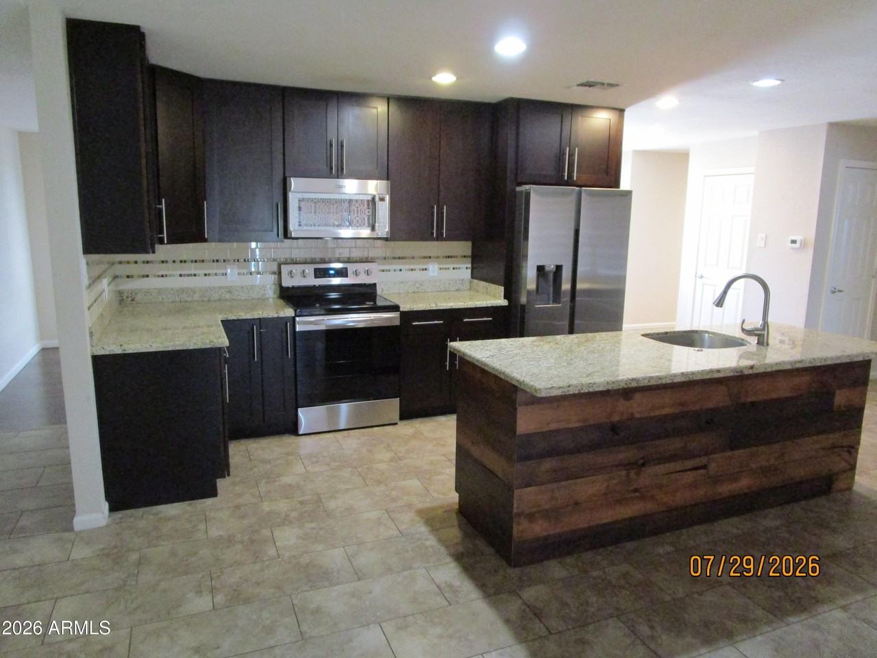 1316 E Donner Dr - Photo 5 of 29