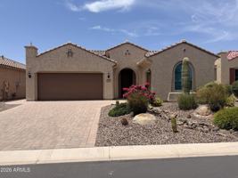 featured image of 4024 N Cottonwood Dr