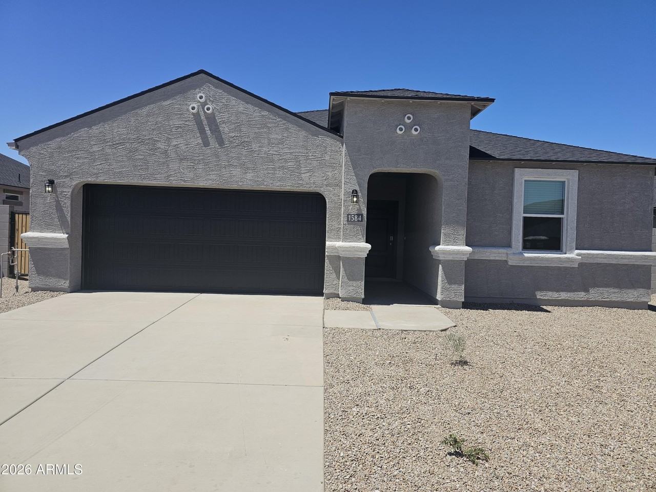 1584 E Currier Dr - Photo 2 of 7