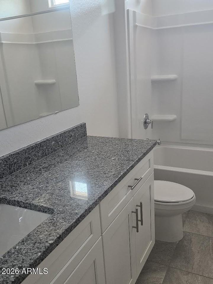 1584 E Currier Dr - Photo 5 of 7