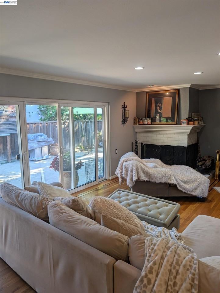 4017 Silver St - Photo 6 of 11