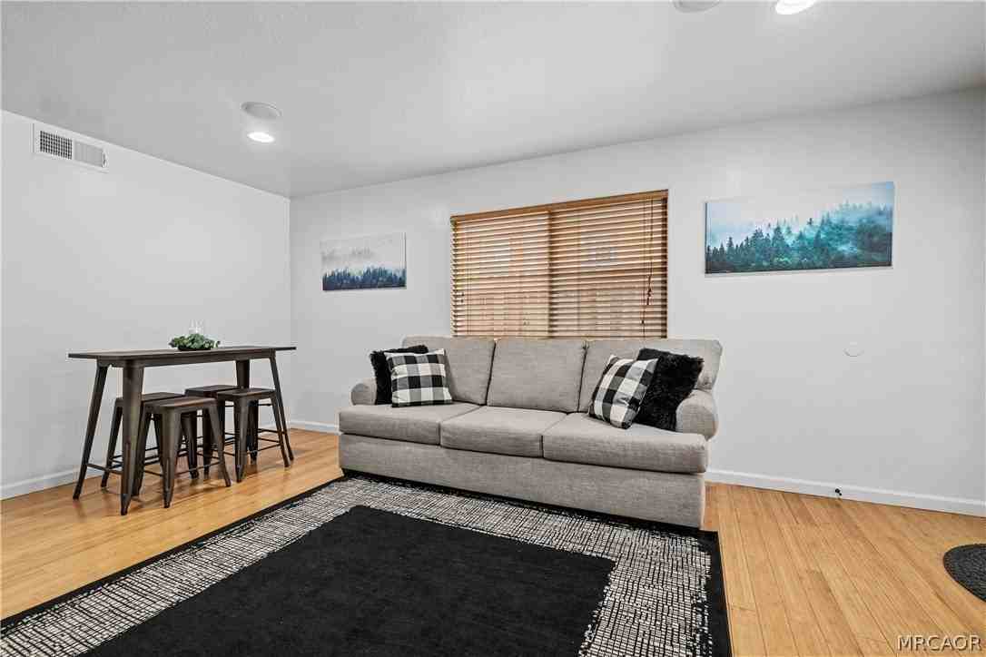 759 Los Angeles Ave - Photo 5 of 28
