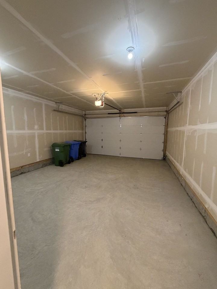 21 Wild Rose Way Se - Photo 4 of 27