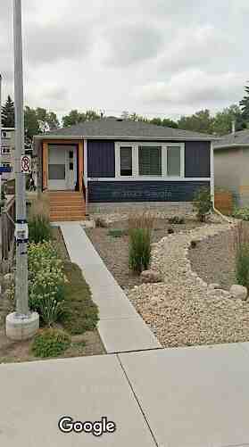 9915 86 Ave Nw - Photo 2 of 2