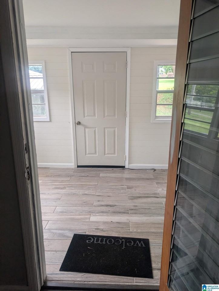 79 Lavern Dr - Photo 6 of 11