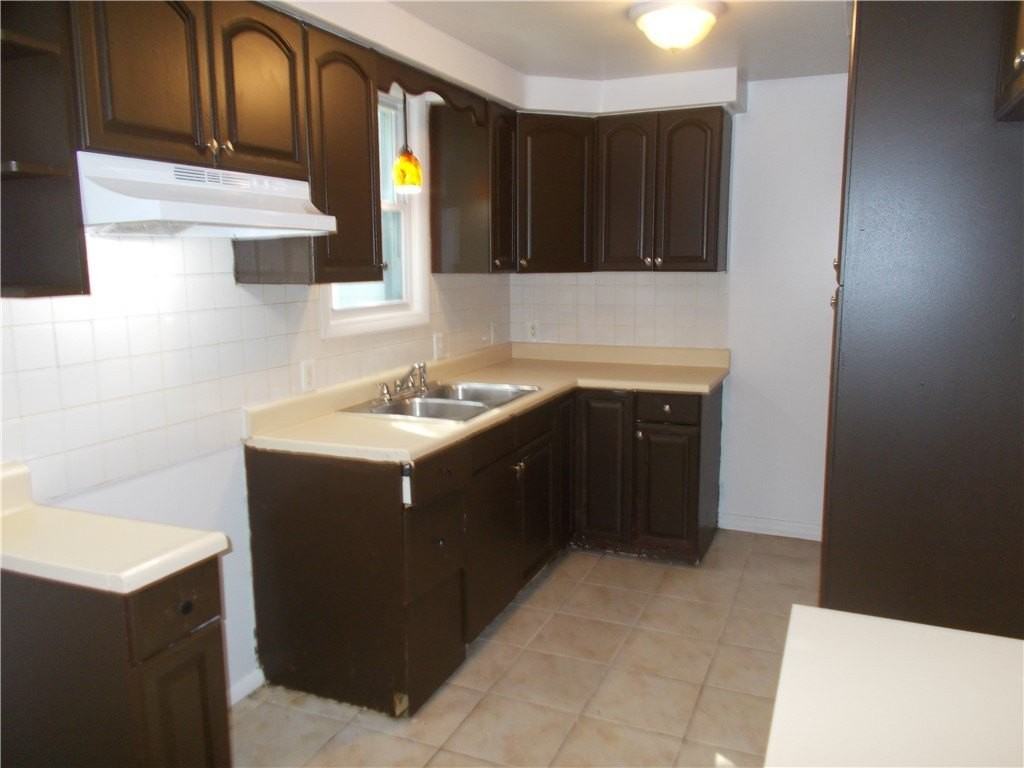 70 Woodhill Dr - Photo 6 of 11