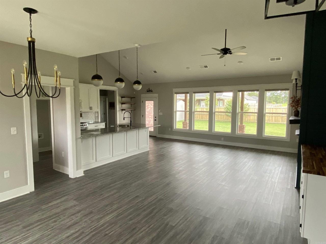9 Wedgewood Dr - Photo 2 of 6