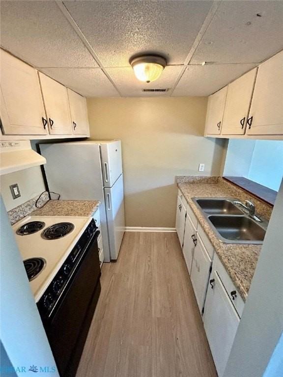 7042 Bray Rd - Photo 2 of 8