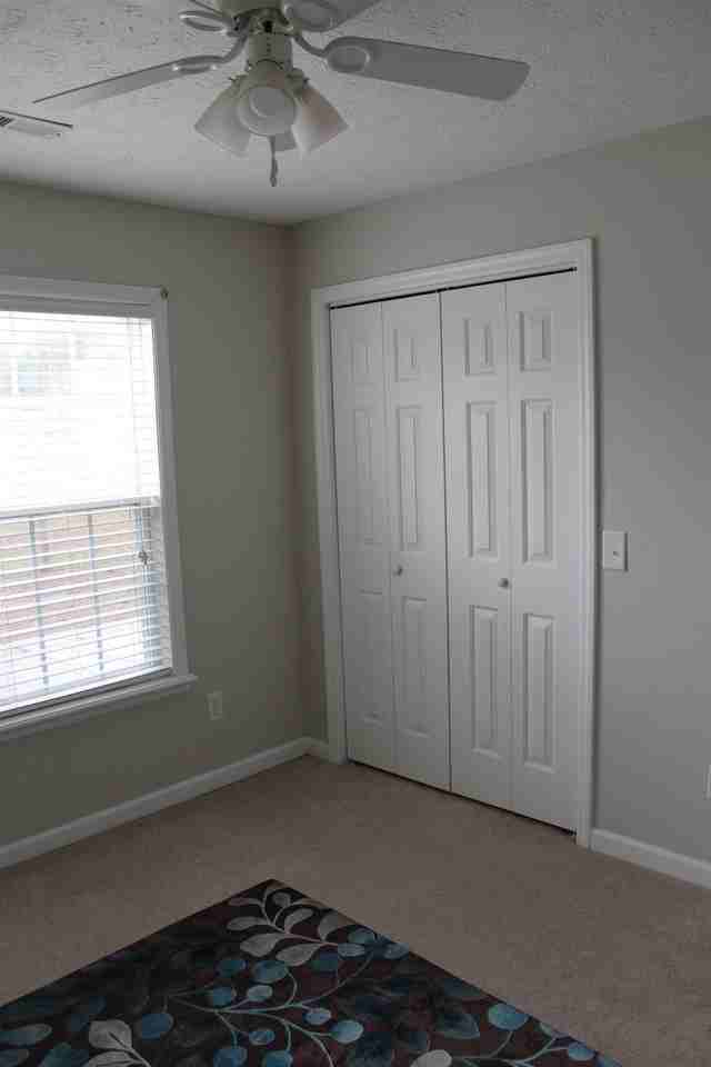 5005 Medieval Dr - Photo 3 of 5