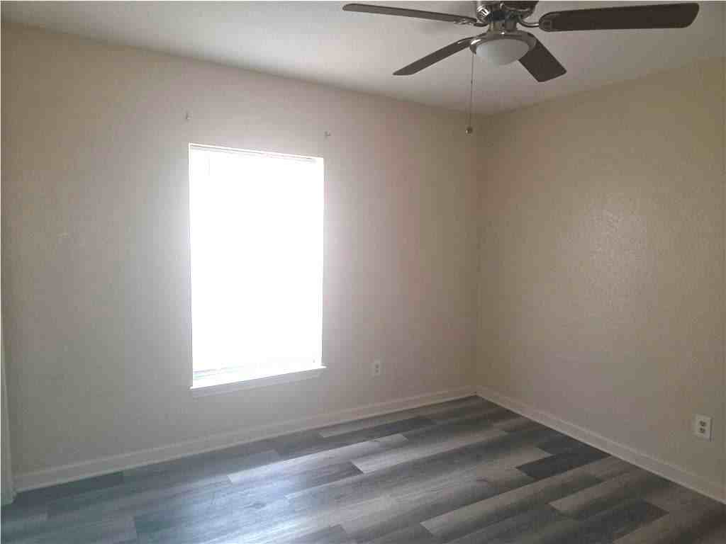 3734 Honey Creek Dr - Photo 7 of 16
