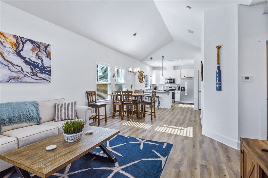 300 Rustic Oak Ln - Photo 3 of 10