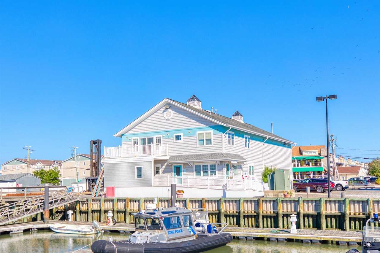 5100 Lake Rd