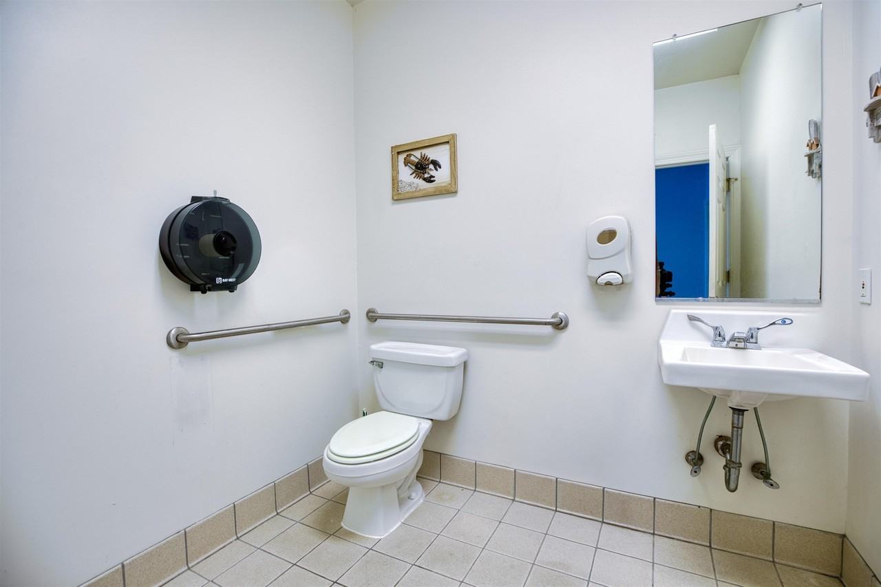 5100 Lake Rd - Photo 4 of 19