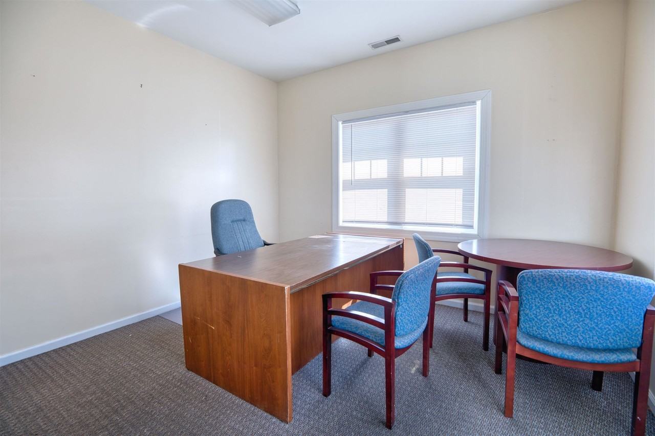 5100 Lake Rd - Photo 5 of 19