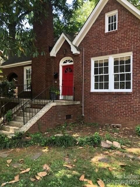 2216 Vail Ave - Photo 2 of 3