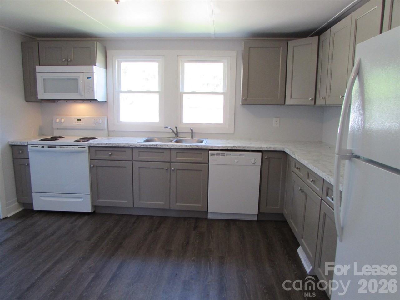 1750 Patterson St - Photo 2 of 7