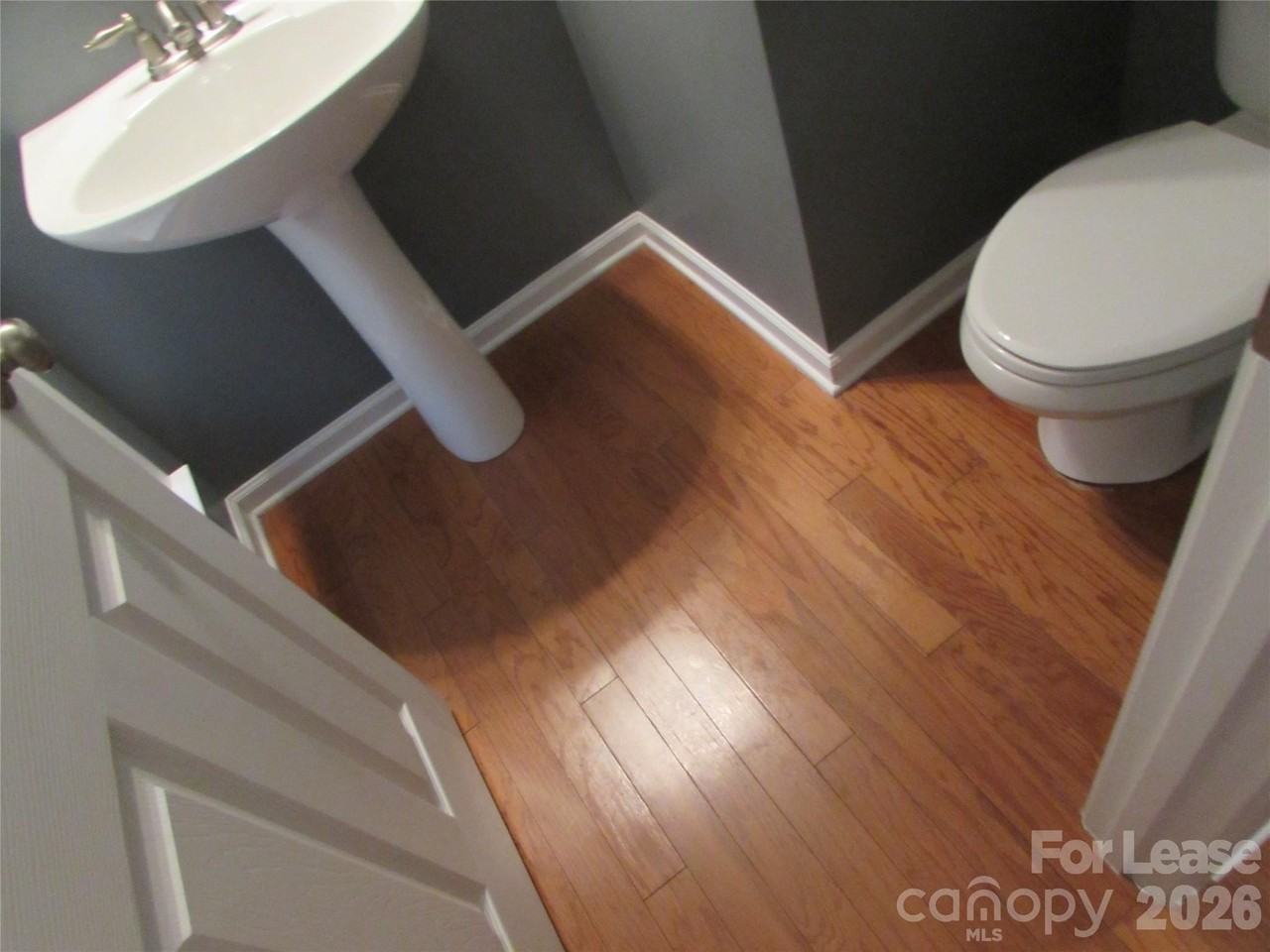 127 Tilton Dr - Photo 6 of 18