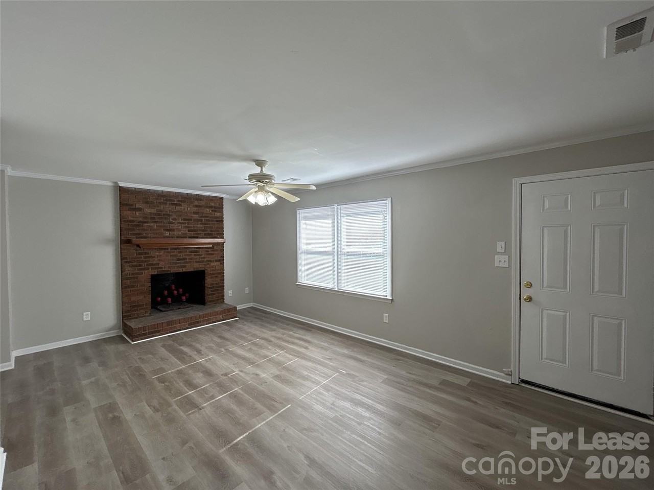 7409 Lockmont Dr - Photo 2 of 15