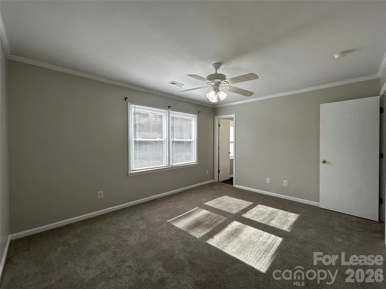 7409 Lockmont Dr - Photo 7 of 15
