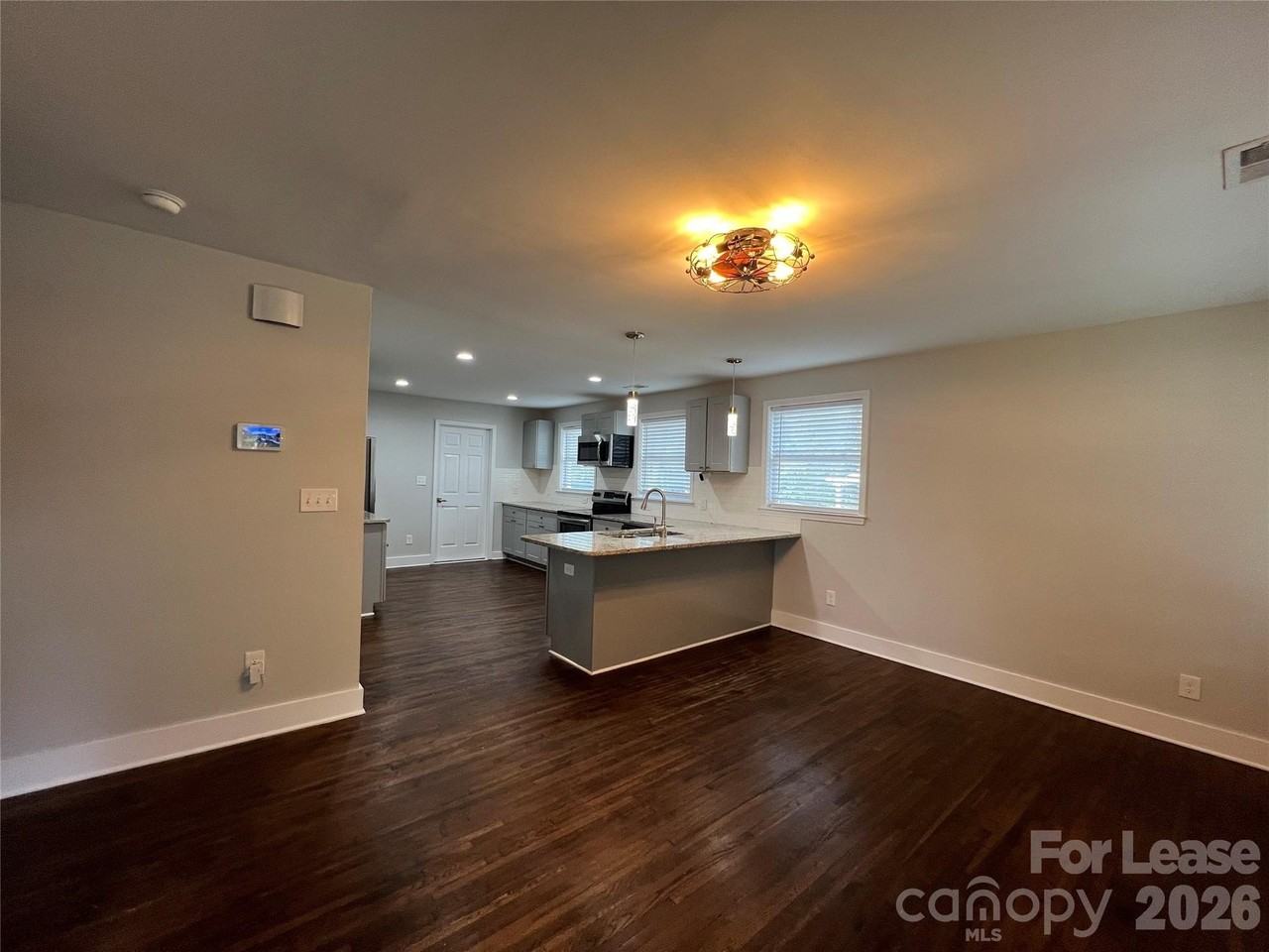 1909 St Luke St - Photo 2 of 25