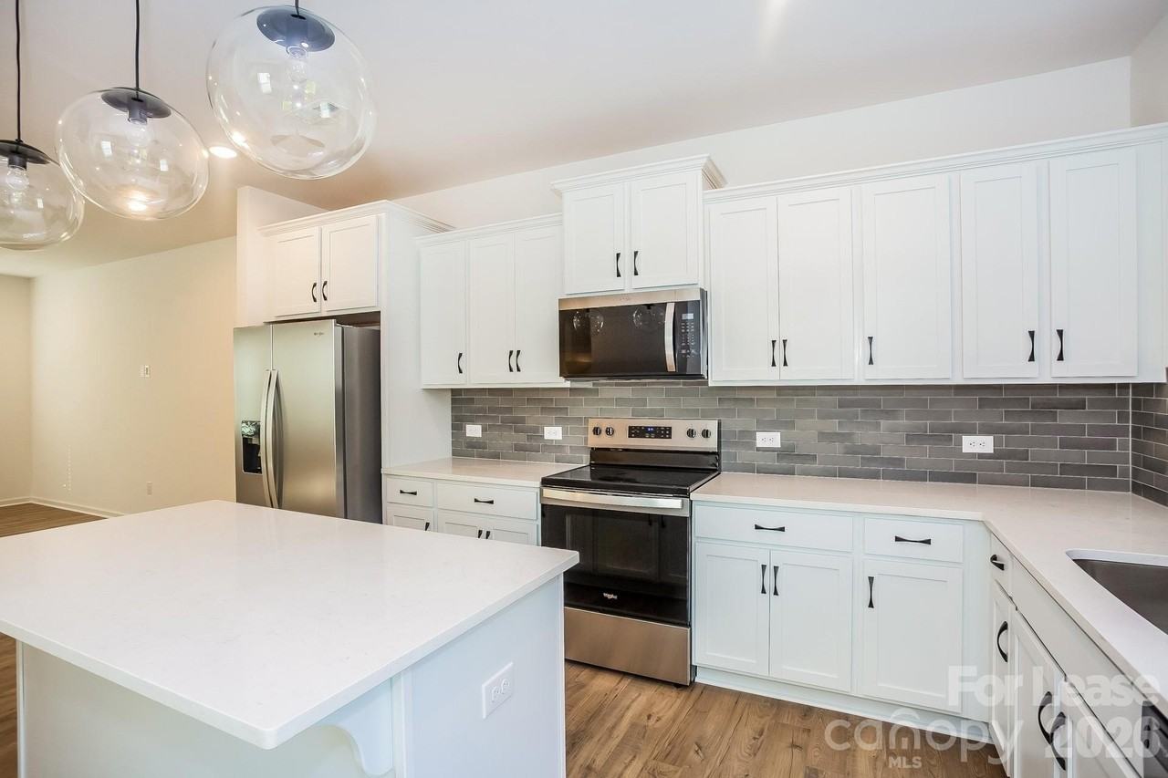 11828 Avocet St - Photo 7 of 13