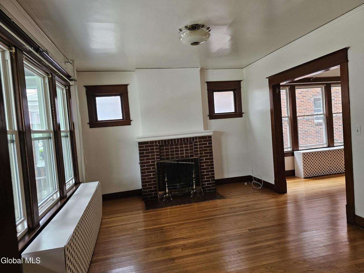 28 Arcadia Ave #1 - Photo 3 of 20
