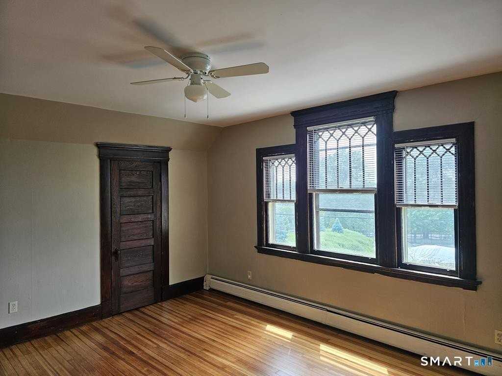 169 Winchester Ave #3 - Photo 4 of 18