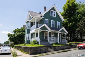 featured image of 95 Sunnyside Ave