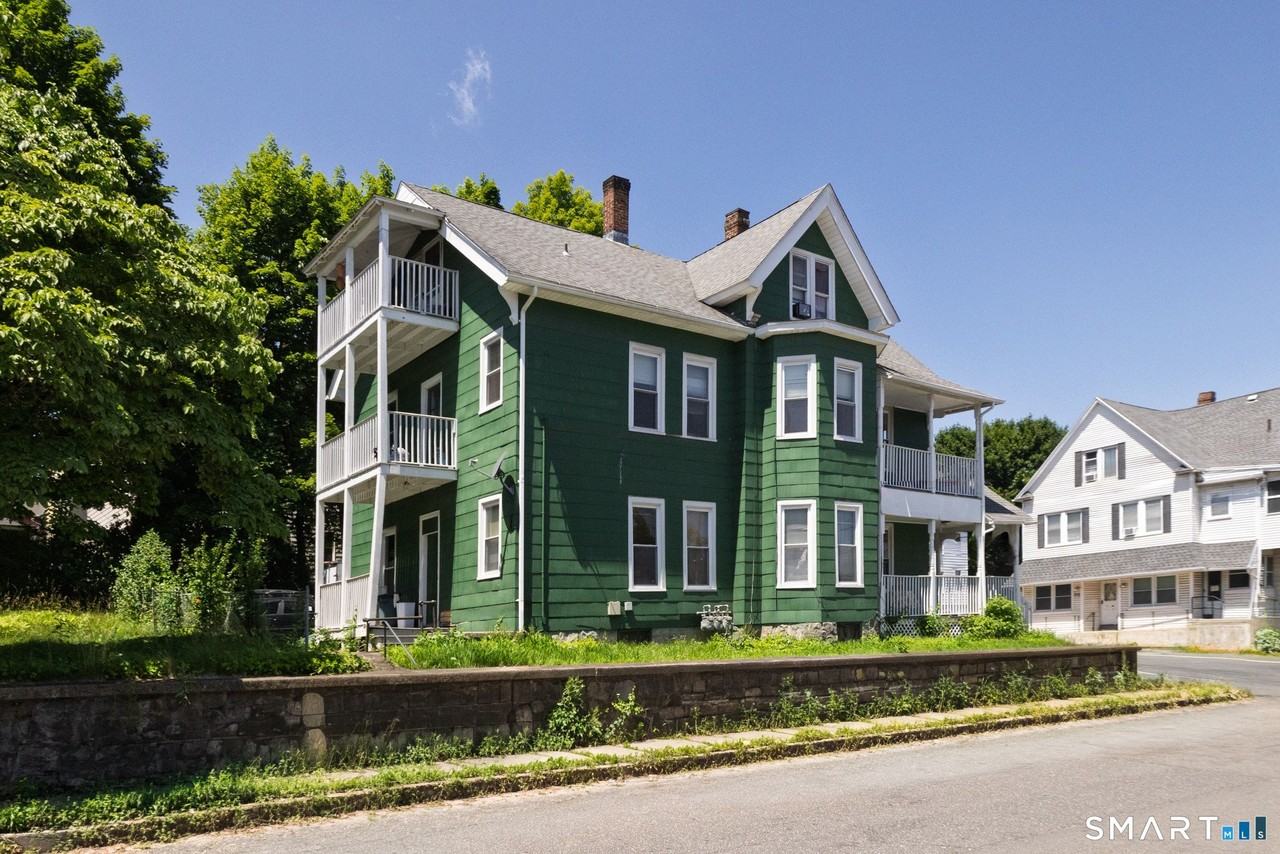 95 Sunnyside Ave - Photo 4 of 4