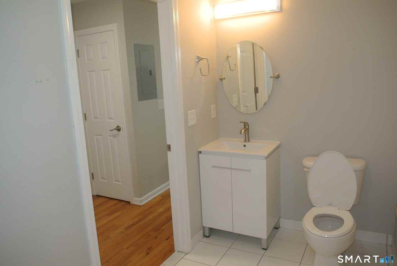 670 Boston Post Rd #7 - Photo 3 of 12